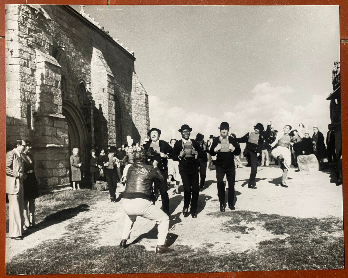 Photo originale VOS GUEULES LES MOUETTES Bretagne ROBERT DHERY Danses ...