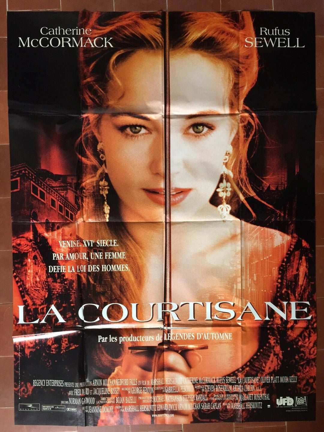 キャサリン　B2 ポスター ポスター LA COURTISANE 危険な美しさ キャサリン・マコーマック