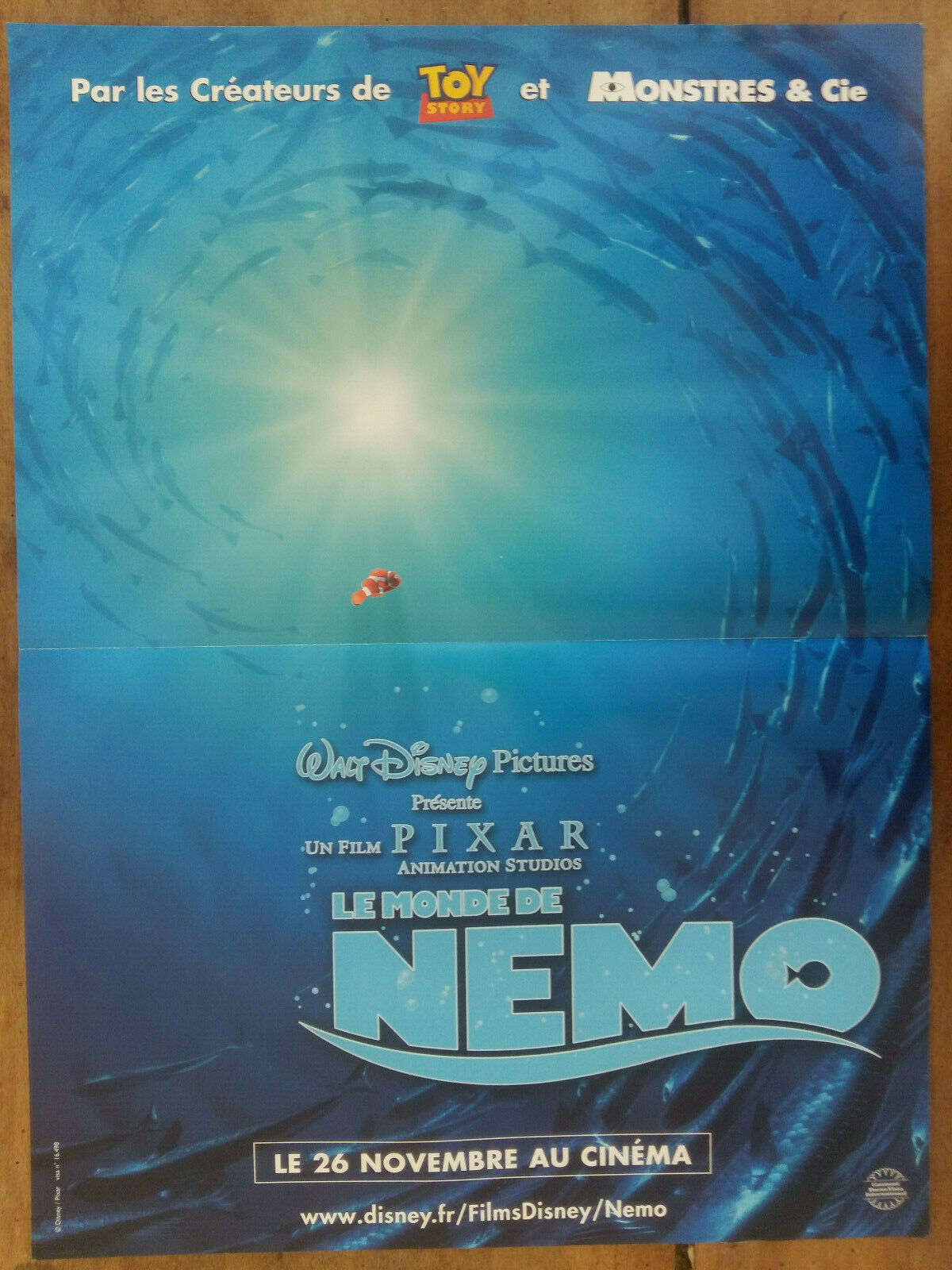 ディズニー ファインディングニモ 中吊りポスター① - メルカリ